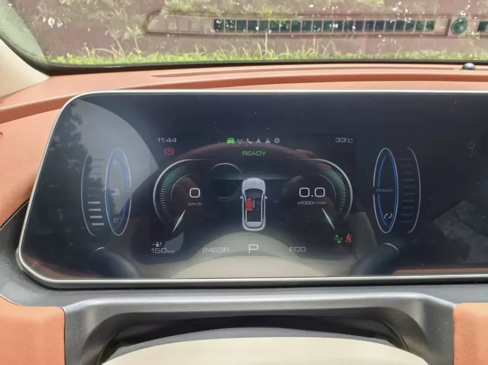 ORA Euler good cat Euler good cat 2023 401km standard endurance luxury lithium iron phosphate 2023 — thumbnail 4