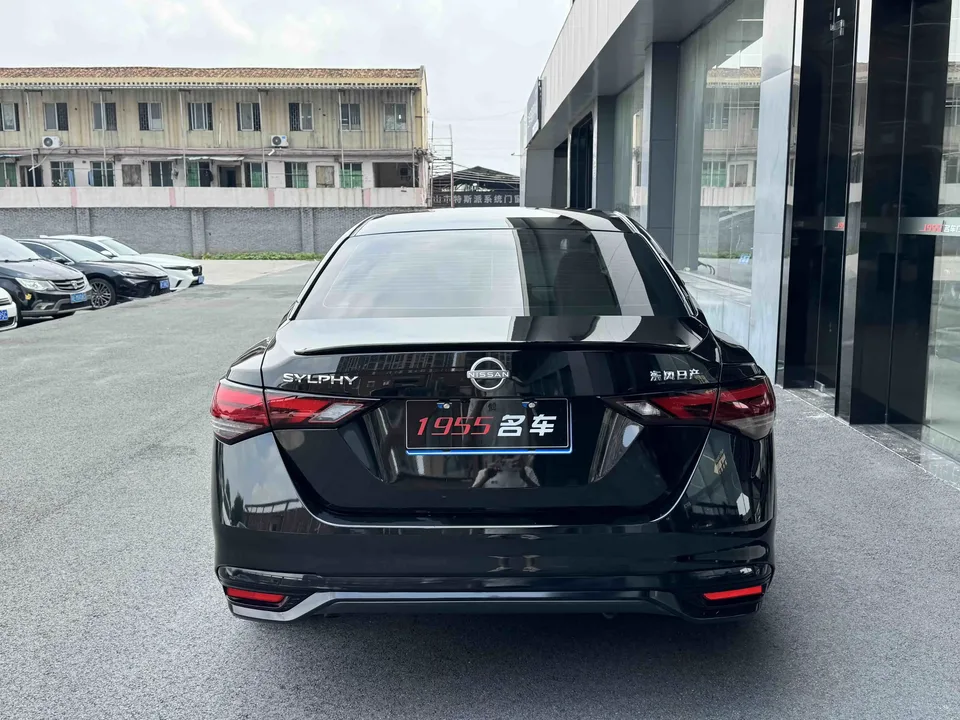 Nissan Sylphy Sylphy 2023 1.6L CVT Enjoy Edition 2025 — thumbnail 2