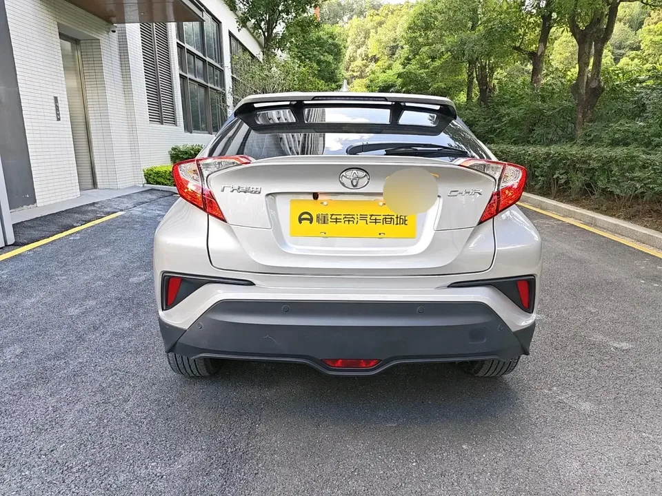 Toyota C-HR Toyota C-HR 2022 2.0L Comfort Edition 2023 — миниатюра 2
