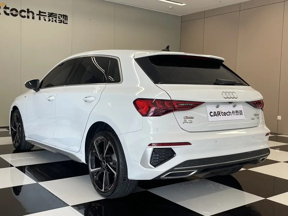 Audi A3 Audi A3 2022 Sportback 35 TFSI Stylish and sporty 2022 — thumbnail 2
