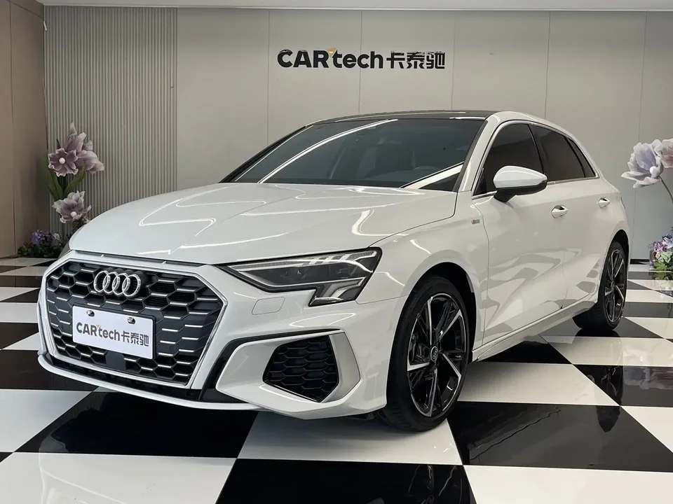 Audi A3 Audi A3 2022 Sportback 35 TFSI Stylish and sporty 2022 — photo 1, buy with delivery to Moscow