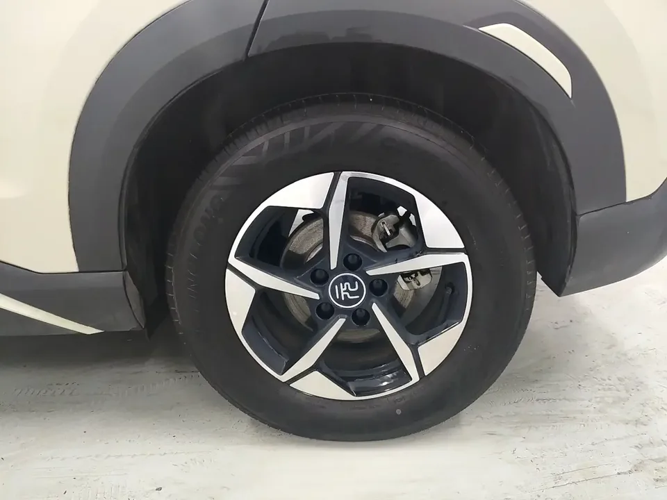 BYD Yuan Up Yuan UP 2024 401KM Leading Type 2024 — thumbnail 3