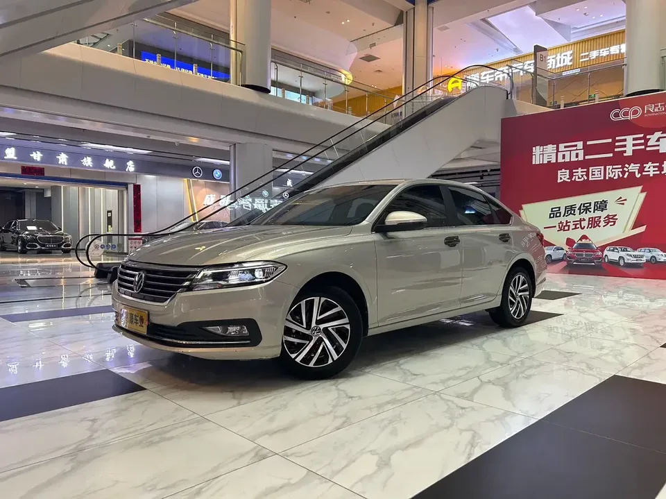 Volkswagen Lavida Lavida 2022 280TSI DSG Comfort Edition 2022 — photo 1, buy with delivery to Moscow