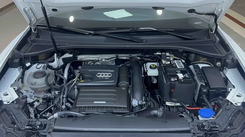 Audi Q3 Audi Q3 2022 35 TFSI Stylish Dynamic 2022 — thumbnail 3