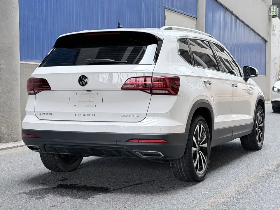 Volkswagen Tharu tuyue 2022 280TSI 2WD Deluxe Edition 2022 — thumbnail 2