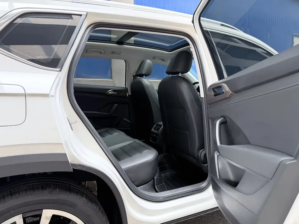 Volkswagen Tharu tuyue 2022 280TSI 2WD Deluxe Edition 2022 — thumbnail 5
