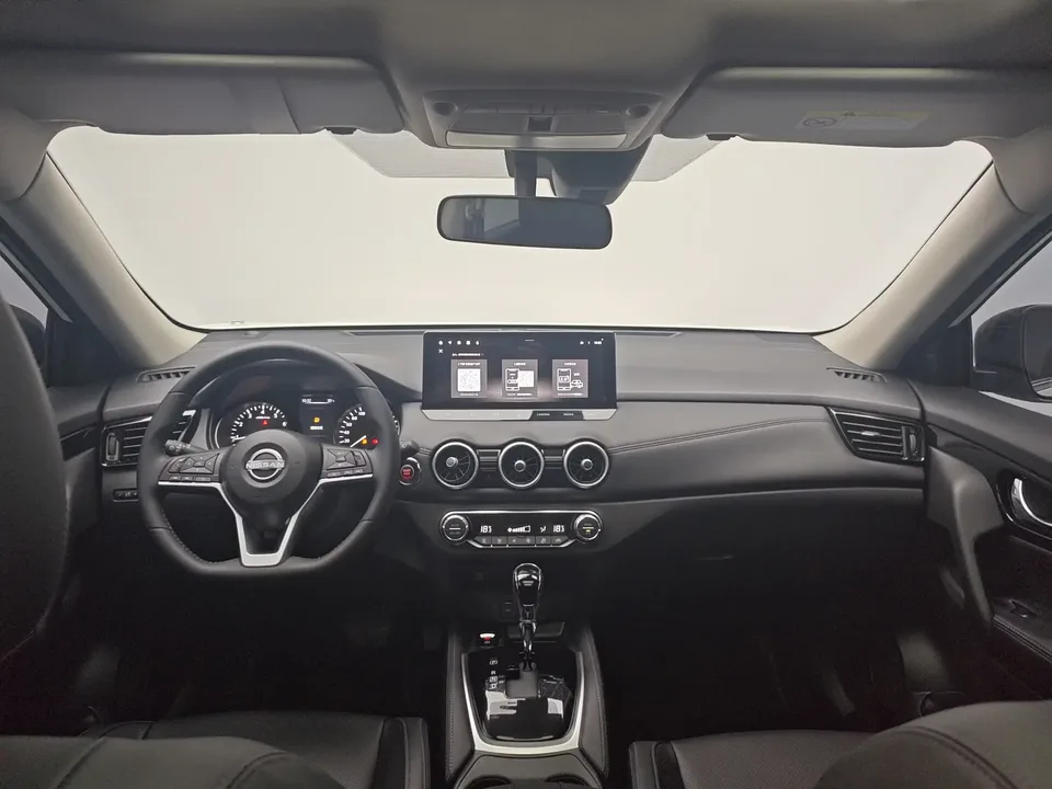 Nissan X-Trail Qijun 2025 Honor 2.0L 2WD Leading Edition 2026 — thumbnail 3