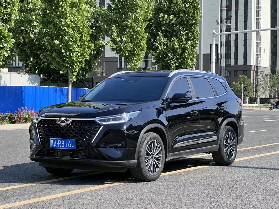 Chery Tiggo 8 Pro Tiggo 8 PRO 2025 290T 2WD Premium Edition 2025 — photo 1, buy with delivery to Moscow
