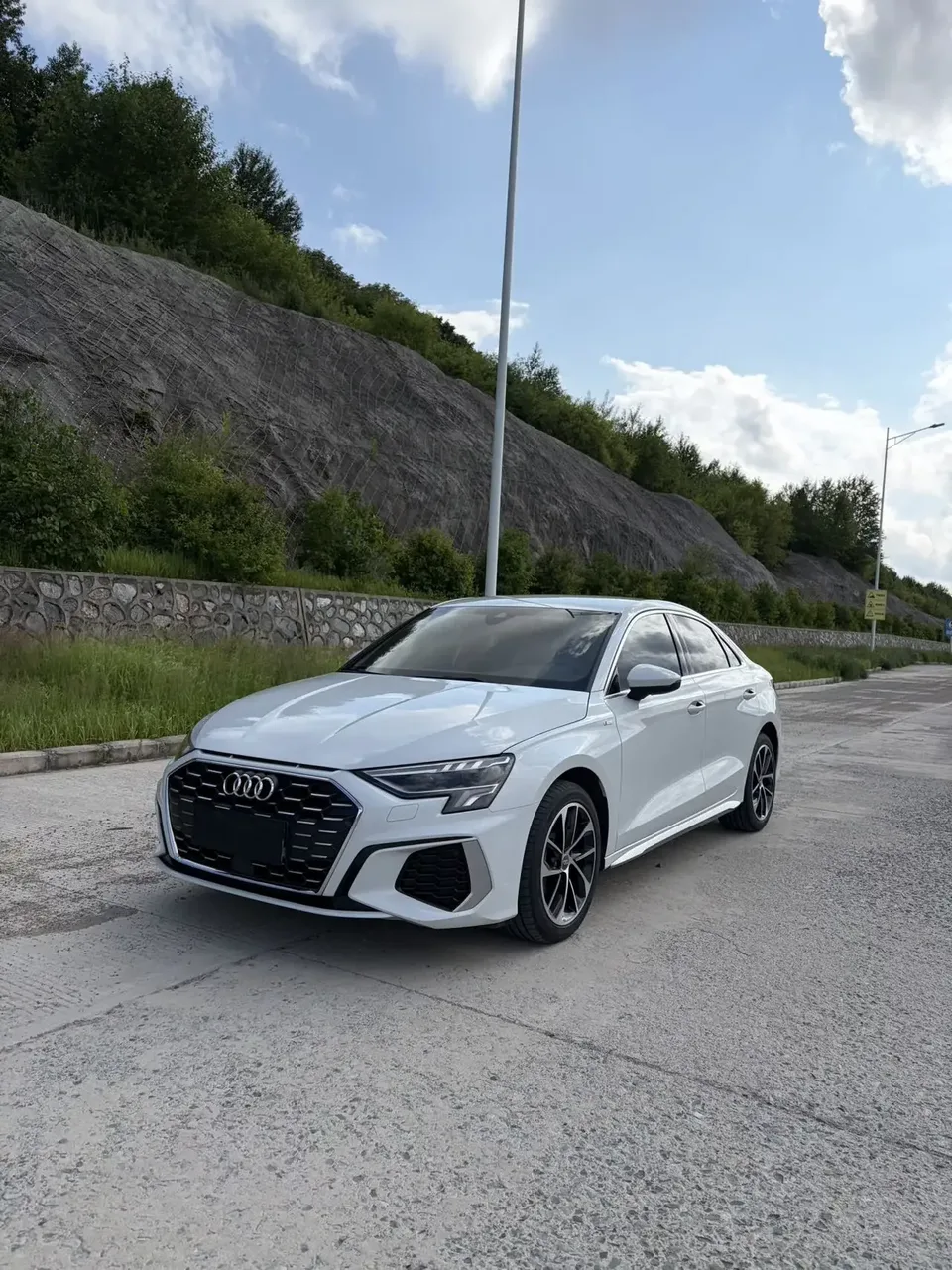 Audi A3 Audi A3 2022 A3L Limousine 35 TFSI Progressive Sports 2022 — photo 1, buy with delivery to Moscow