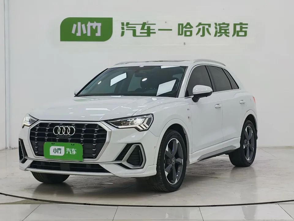 Audi Q3 Audi Q3 2022 35 TFSI Stylish Dynamic 2022 — photo 1, buy with delivery to Moscow