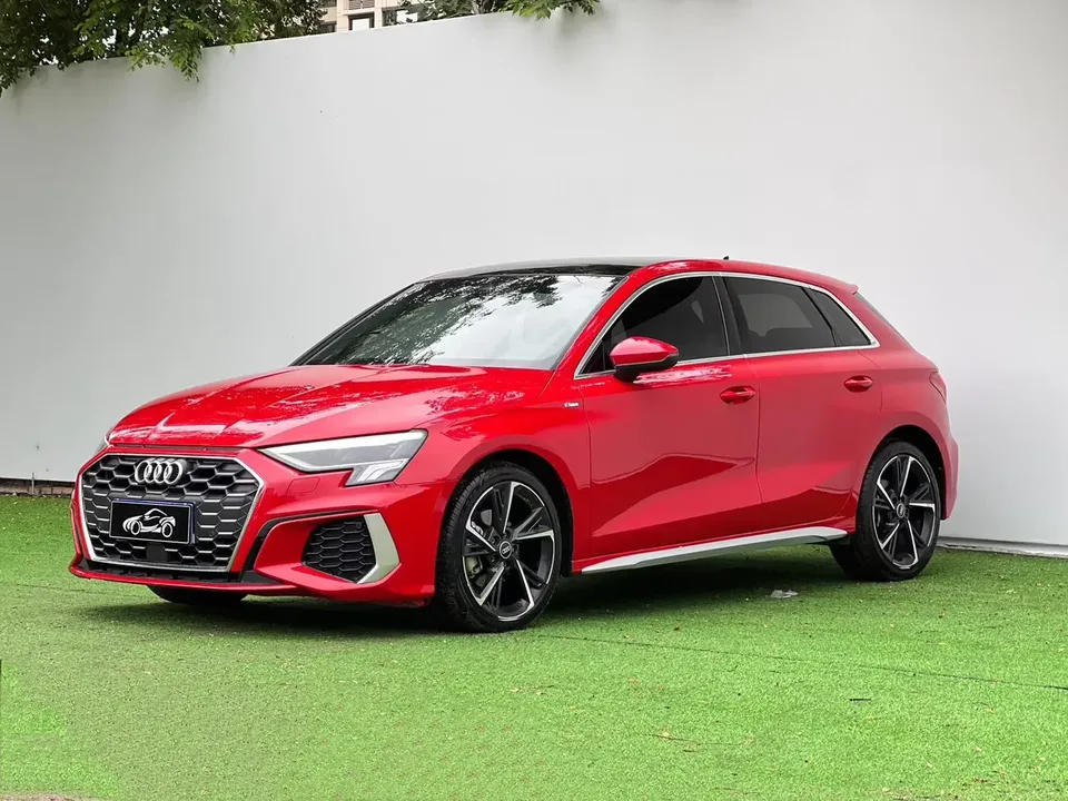 Audi A3 Audi A3 2022 Sportback 35 TFSI Stylish and sporty 2022 — photo 1, buy with delivery to Moscow