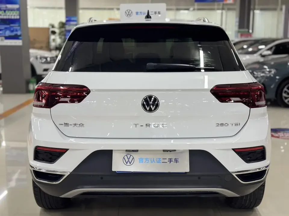 Volkswagen T-Roc TANG 2022 280TSI DSG 2WD Comfort PLUS 2022 — thumbnail 2