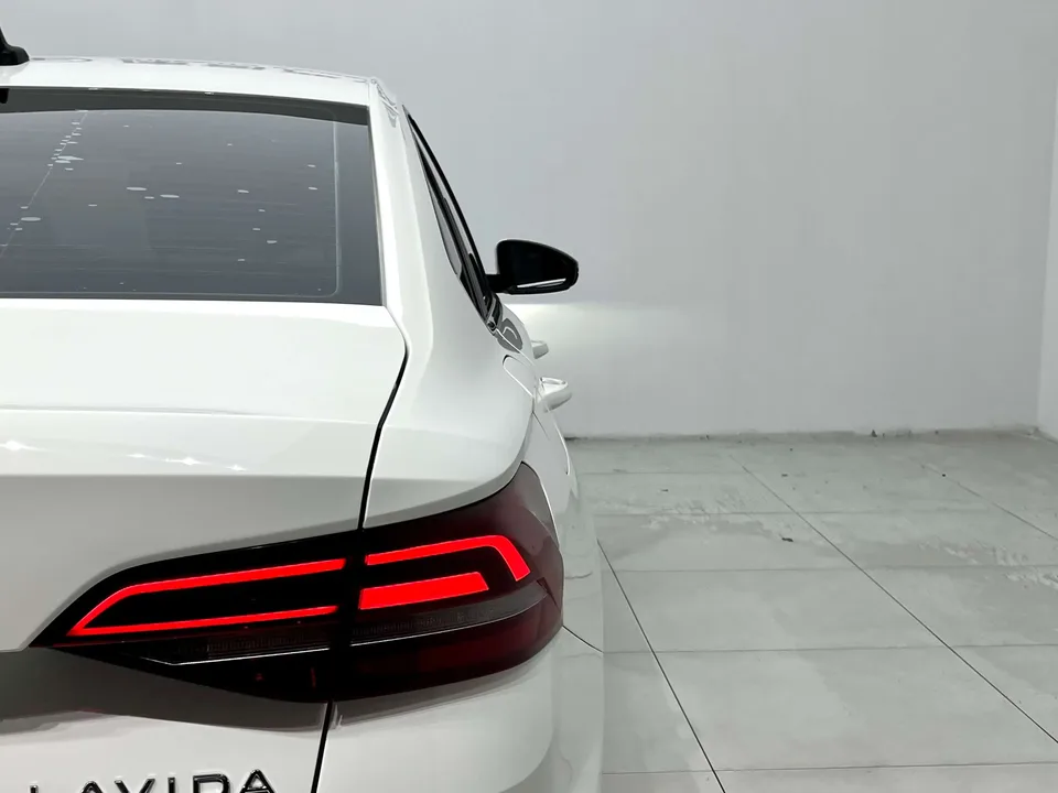 Volkswagen Lavida Lavida 2022 1.5L Automatic Comfort Edition 2022 — thumbnail 3