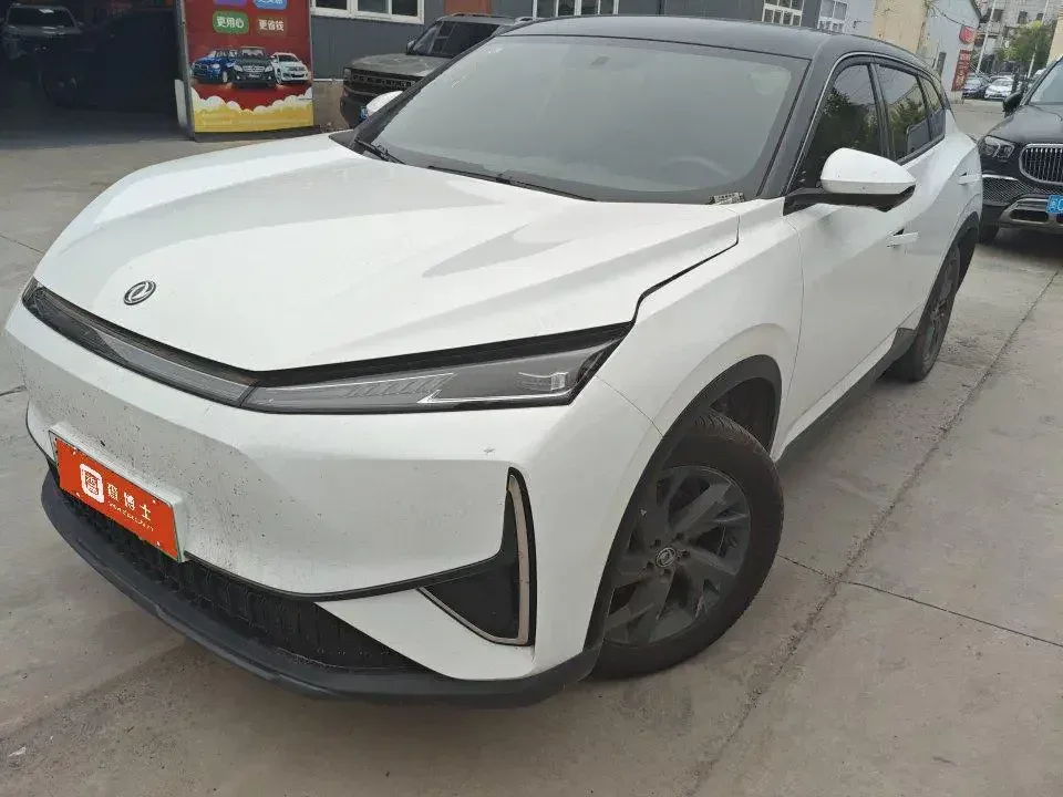 Dongfeng Fengshen L7 EV Fengshen L7 EV 2025 518 Enjoyment Type 2025 — photo 1, buy with delivery to Moscow