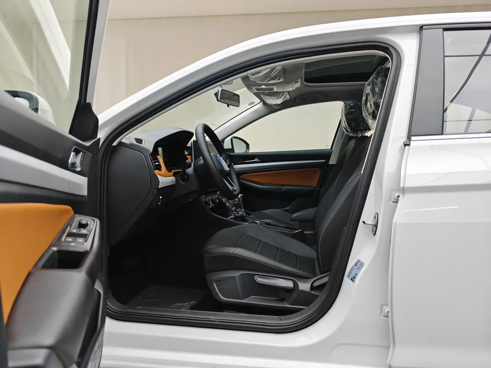 Volkswagen Bora Bora 2026 200TSI DSG Joyride Navigation Edition 2026 — миниатюра 5