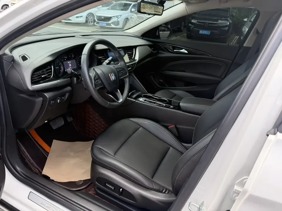 Buick Majesty Majesty 2024 25T Super Edition 2024 — миниатюра 4