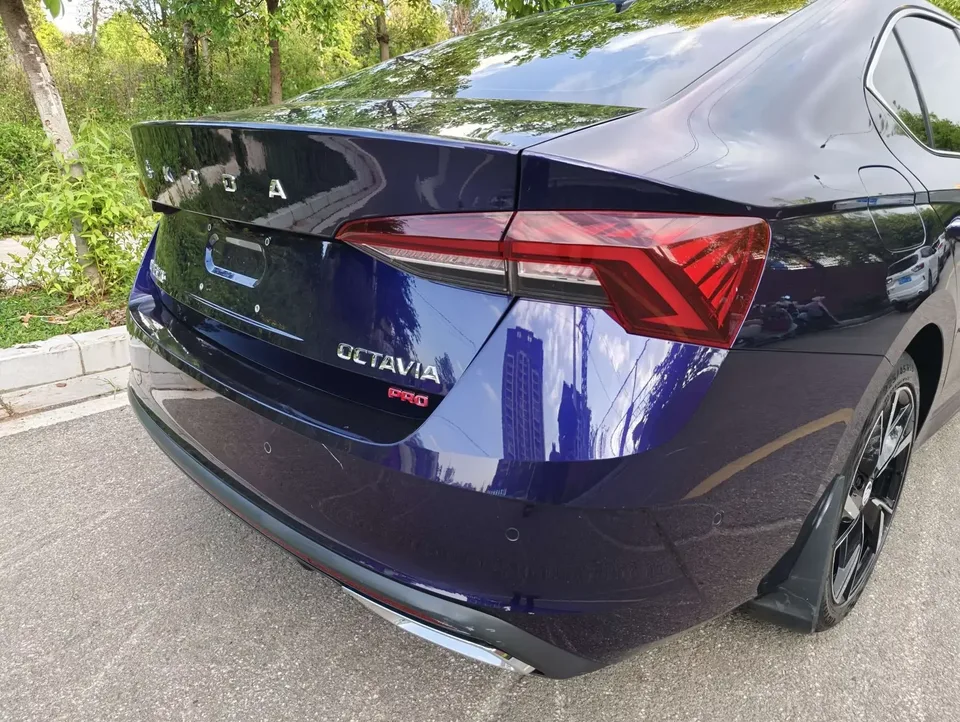 Skoda Octavia Octavia 2021 PRO TSI280 DSG Ultimate 2022 — thumbnail 3