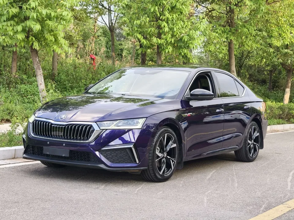 Skoda Octavia Octavia 2021 PRO TSI280 DSG Ultimate 2022 — photo 1, buy with delivery to Moscow