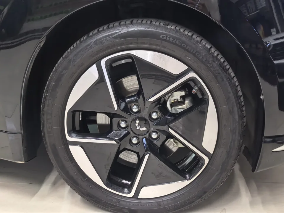Wuling Starlight PHEV Wuling Starlight PHEV 2024 Co-creation version 150 Advanced version 2025 — thumbnail 3