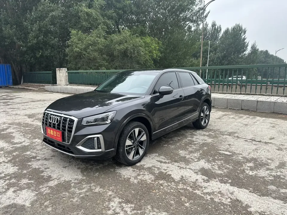 Audi Q2L Audi Q2L 2022 35 TFSI Stylish and Elegant 2023 — photo 1, buy with delivery to Moscow