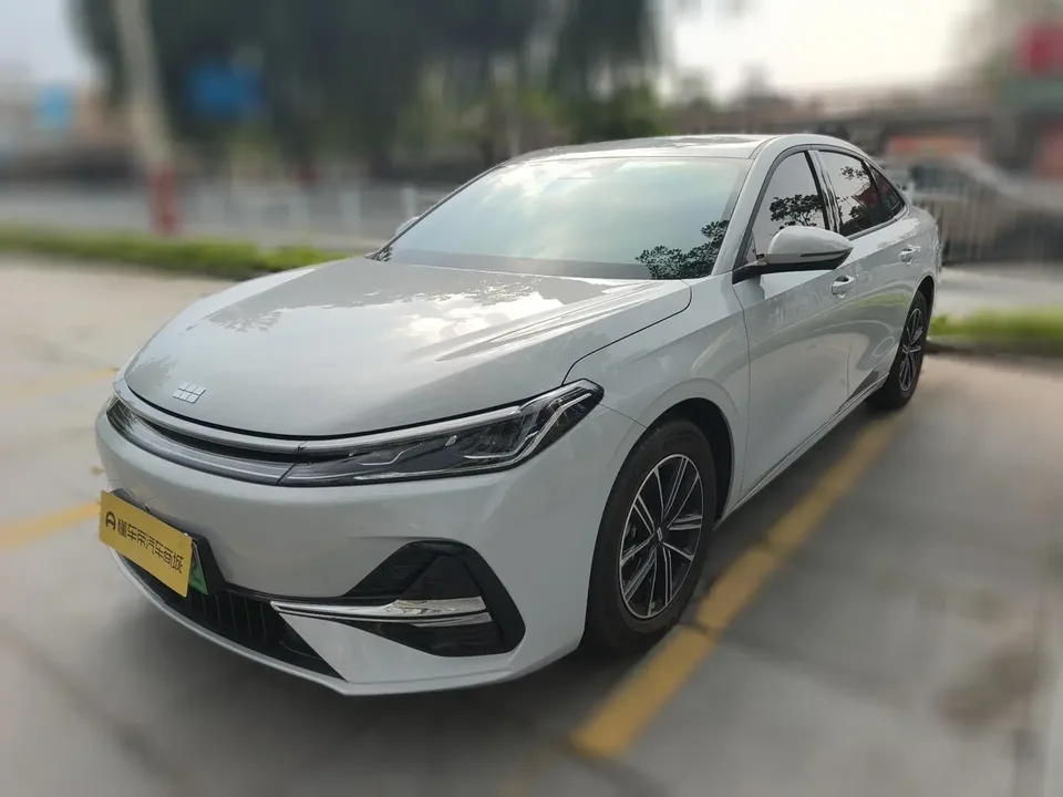 Geely Galaxy A7 EM Galaxy A7 EM 2025 70km Luxury Edition 2025 — photo 1, buy with delivery to Moscow