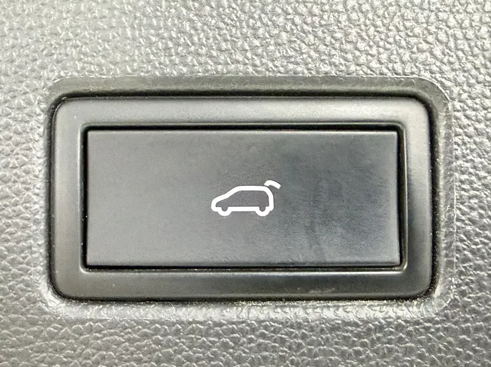 Volkswagen Touran L Touran L 2022 280TSI DSG Tuojie Deluxe Edition 7 Seaters 2022 — thumbnail 4