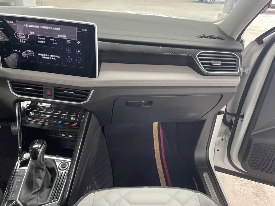 Volkswagen Tayron Tanyue 2023 280TSI 2WD Luxury Plus Advanced Edition 2022 — thumbnail 3