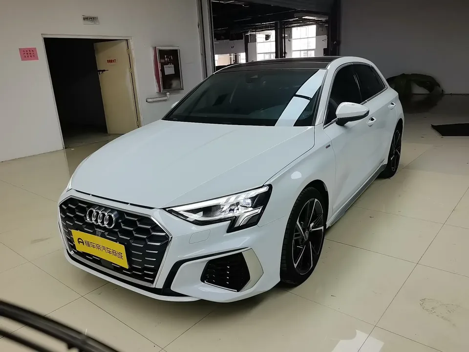 Audi A3 Audi A3 2022 Sportback 35 TFSI Stylish and sporty 2022 — photo 1, buy with delivery to Moscow