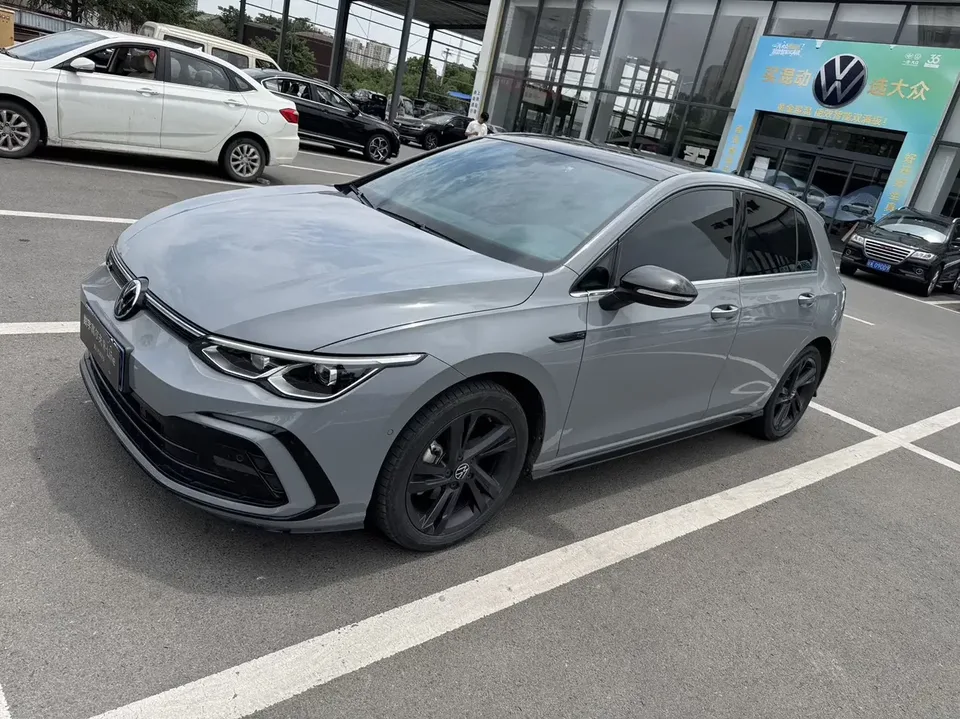 Volkswagen Golf golf 2022 280TSI DSG R-Line 2022 — photo 1, buy with delivery to Moscow