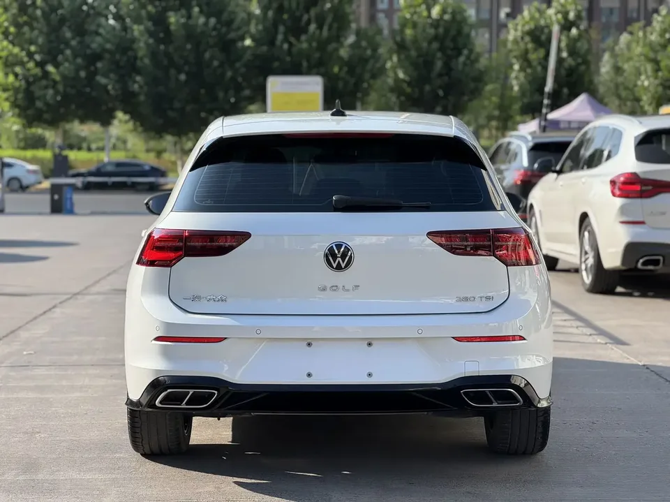 Volkswagen Golf golf 2023 280TSI DSG R-Line Lite 2023 — миниатюра 2