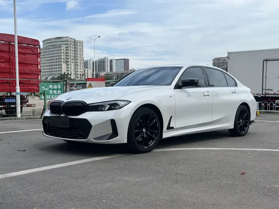 BMW 3 Series BMW 3 Series 2023 320Li M Sport Package 2022 — photo 1, buy with delivery to Moscow