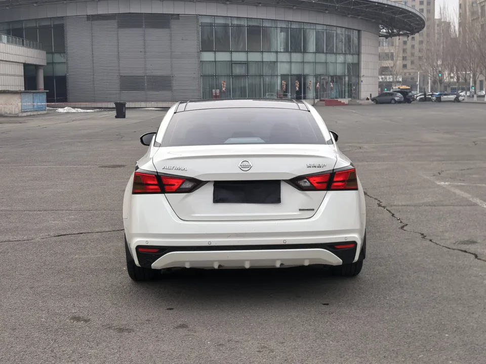 Nissan Altima Sound of nature 2021 2.0L XL Comfort Edition 2022 — миниатюра 2