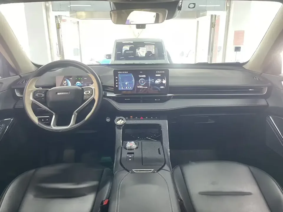 Haval H6 Haval H6 2022 Third generation 1.5T automatic two-wheel drive Plus 2023 — thumbnail 3