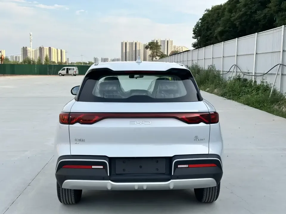 BYD Yuan Up Yuan UP 2025 301KM Pilot 2026 — миниатюра 2