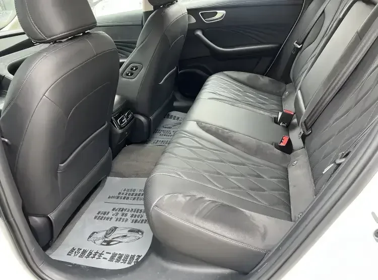 Roewe D7 EV Roewe D7 EV 2023 510 rear-wheel drive flagship version 2024 — thumbnail 3
