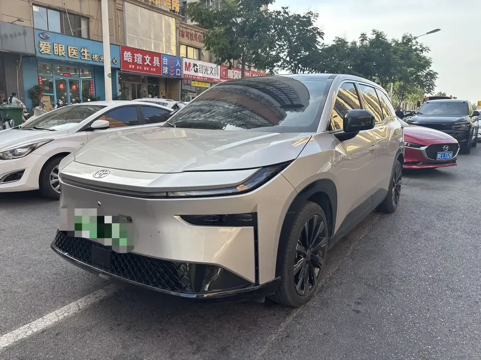 Toyota Bozhi 3X Bozhi 3X 2025 520 Pro+ 2025 — photo 1, buy with delivery to Moscow