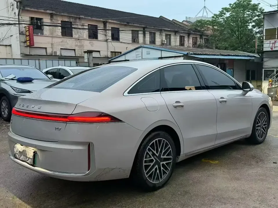 Roewe M7 DMH Roewe M7 DMH 2025 160km Comfort Edition 2025 — thumbnail 2