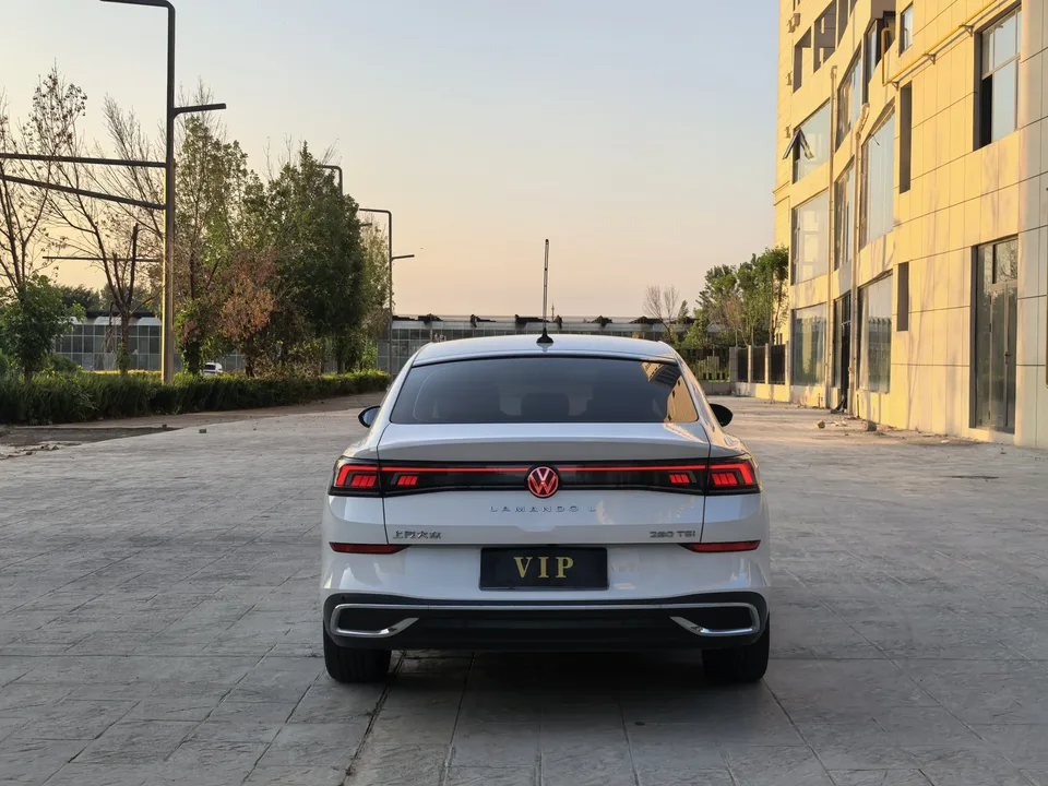 Volkswagen Lamando Lingdu 2022 Lingdu L 280TSI DSG Cool Edition 2022 — thumbnail 5