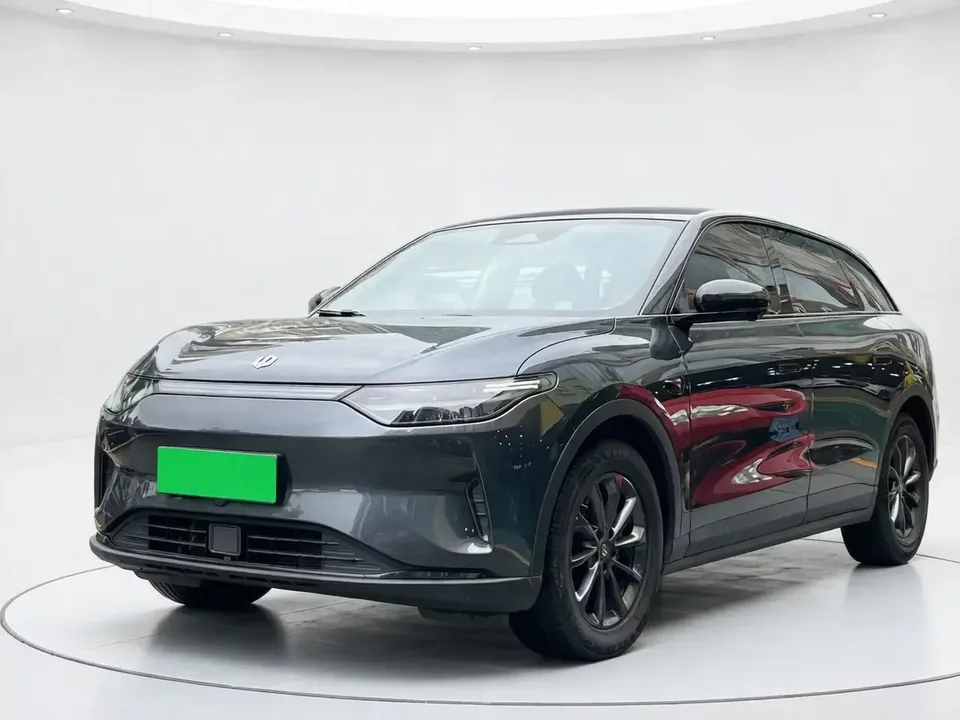 Leapmotor Zero running C11 Zero running C11 2024 Pure electric version 515 Smart Edition 2024 — photo 1, buy with delivery to Moscow