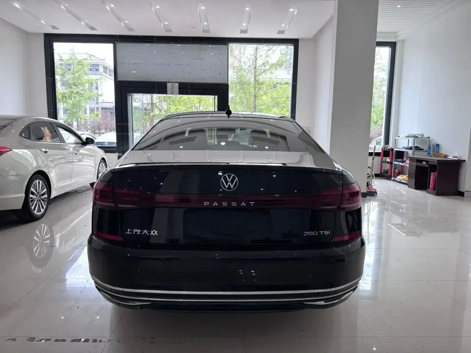 Volkswagen Passat Passat 2022 280TSI Business Edition 2023 — thumbnail 4