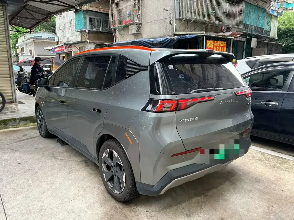AION Y AION Y 2022 70 Intelligent Edition Lithium Iron Phosphate 2022 — thumbnail 4
