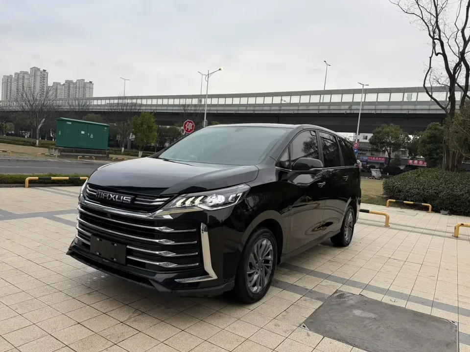Datong Maxus G50 Maxus G50 2023 PLUS 1.5T Automatic Happiness Recommended Cruise Edition 2024 — photo 1, buy with delivery to Moscow