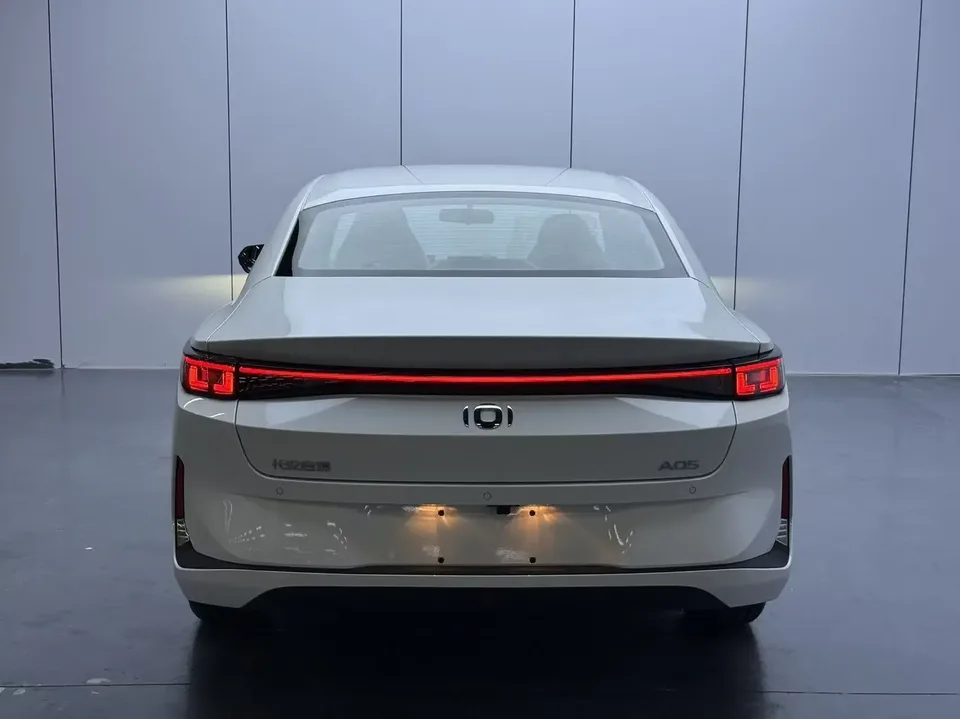 Changan Qiyuan A05 Changan Qiyuan A05 2025 Really fragrant version 145 transcendence 2026 — thumbnail 5