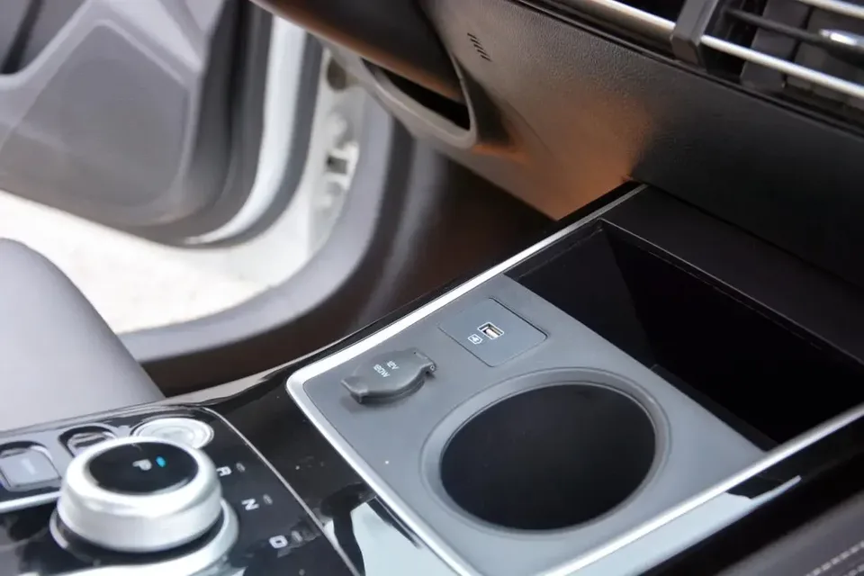 BYD QinEV QinEV 2020 Standard version for travel 2022 — thumbnail 4