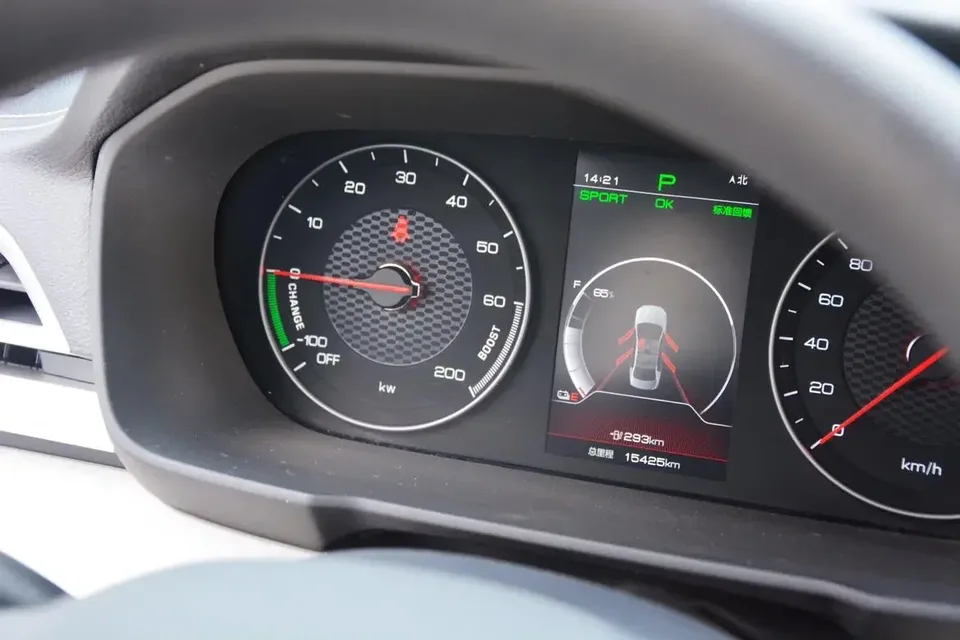 BYD QinEV QinEV 2020 Standard version for travel 2022 — thumbnail 5