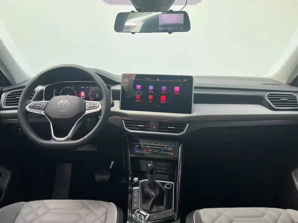 Volkswagen Tayron Tanyue 2023 280TSI 2WD Luxury Plus Advanced Edition 2022 — thumbnail 4