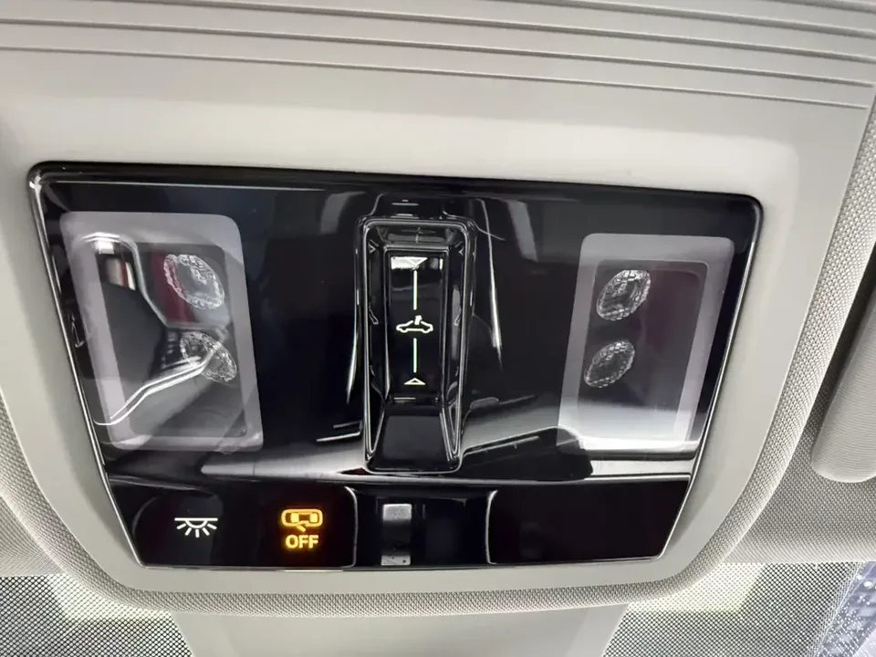 Volkswagen Lamando Lingdu 2022 Lingdu L 280TSI DSG Cool Edition 2022 — thumbnail 3