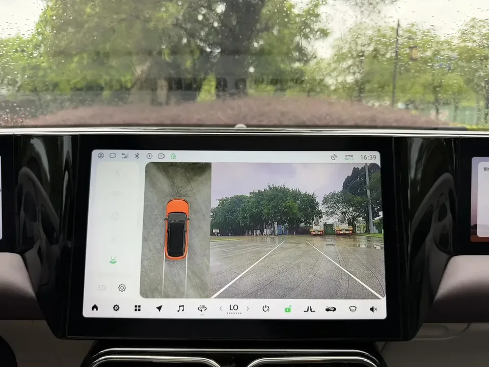Leapmotor Zero running C11 Zero running C11 2022 Administrative Version 510 2022 — thumbnail 3