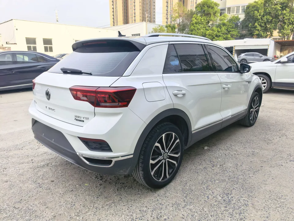Volkswagen T-Roc TANG 2021 280TSI DSG 4WD Luxury Smart Edition 2022 — thumbnail 5