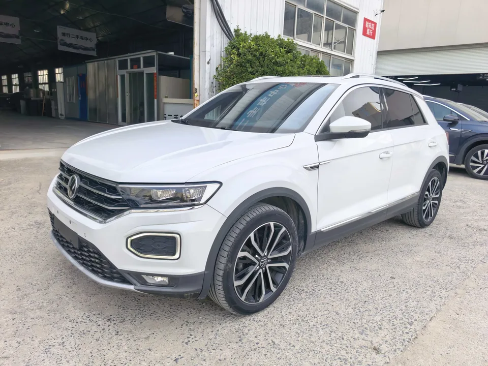 Volkswagen T-Roc TANG 2021 280TSI DSG 4WD Luxury Smart Edition 2022 — photo 1, buy with delivery to Moscow